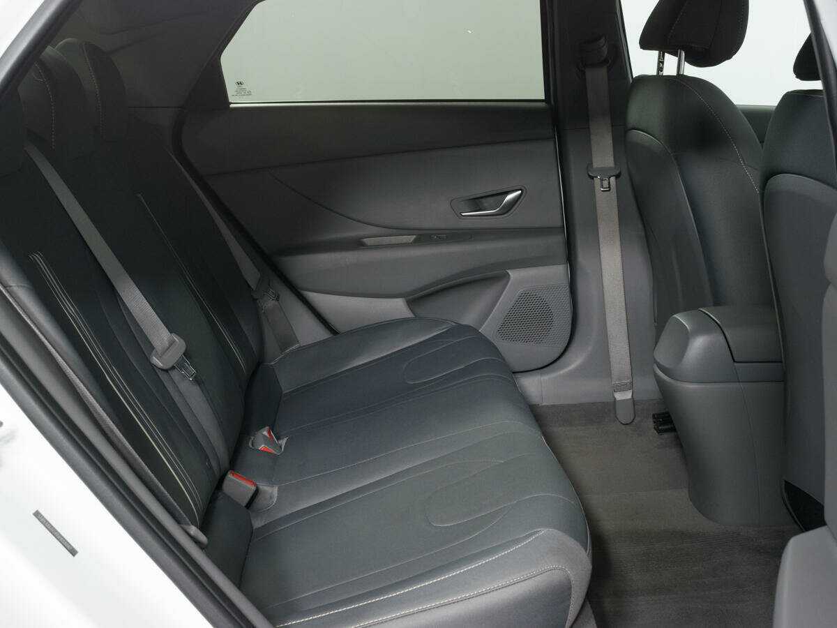 Hyundai Elantra б/у, 2021, Автоматическая. Фото: #11