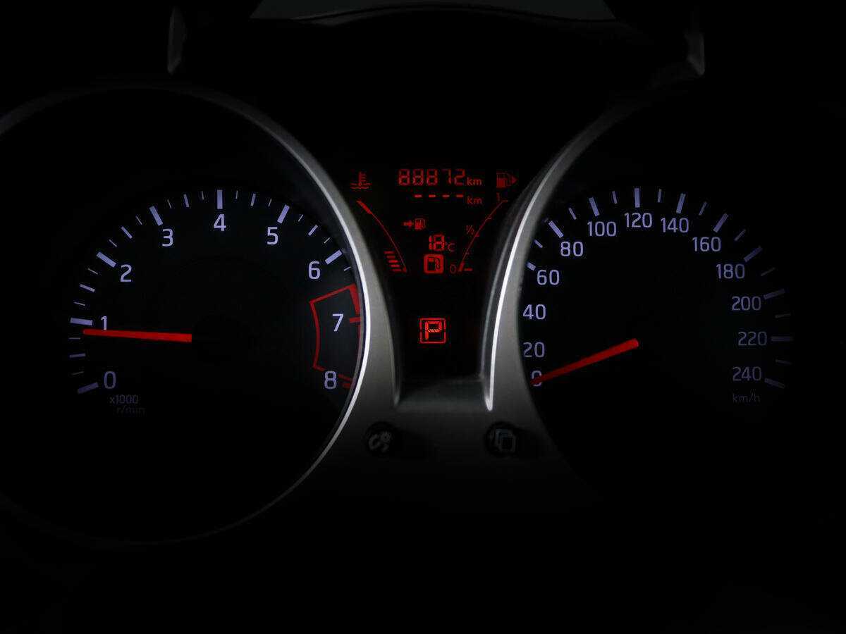 Ниссан Жук б/у, 2014, Вариатор. Фото: #8