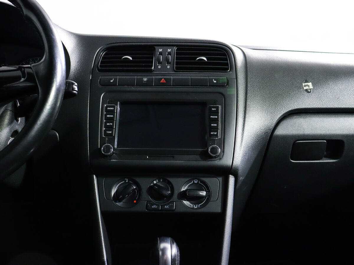 Фольксваген Поло б/у, 2016, Автоматическая. Фото: #11