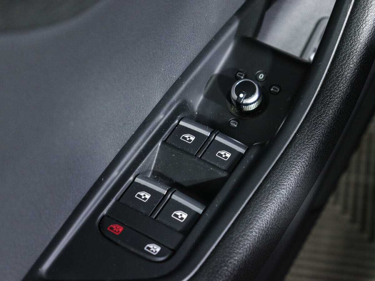 Ауди А4 б/у, 2017, Роботизированная. Фото: #13