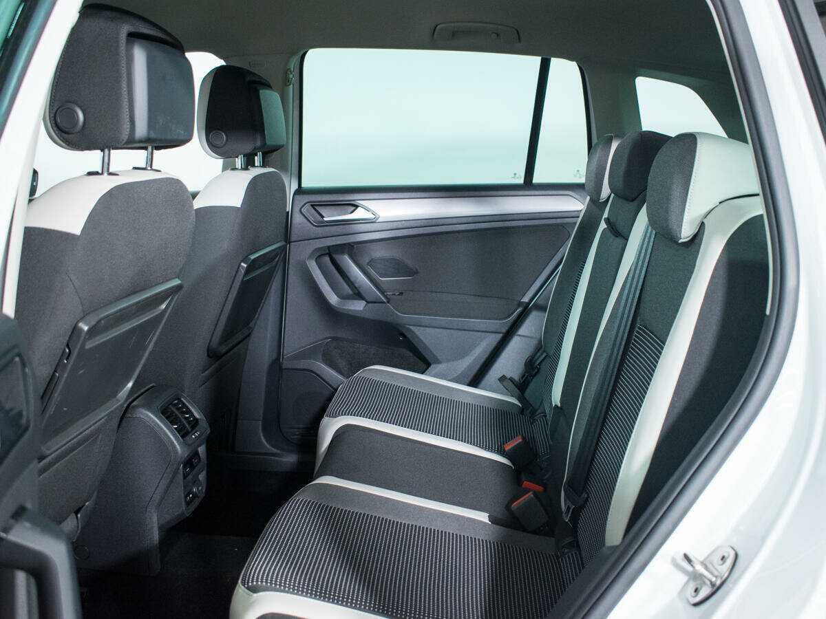 Volkswagen Tiguan б/у, 2020, Роботизированная. Фото: #9