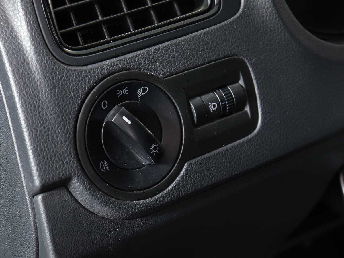 Фольксваген Поло б/у, 2017, Автоматическая. Фото: #13