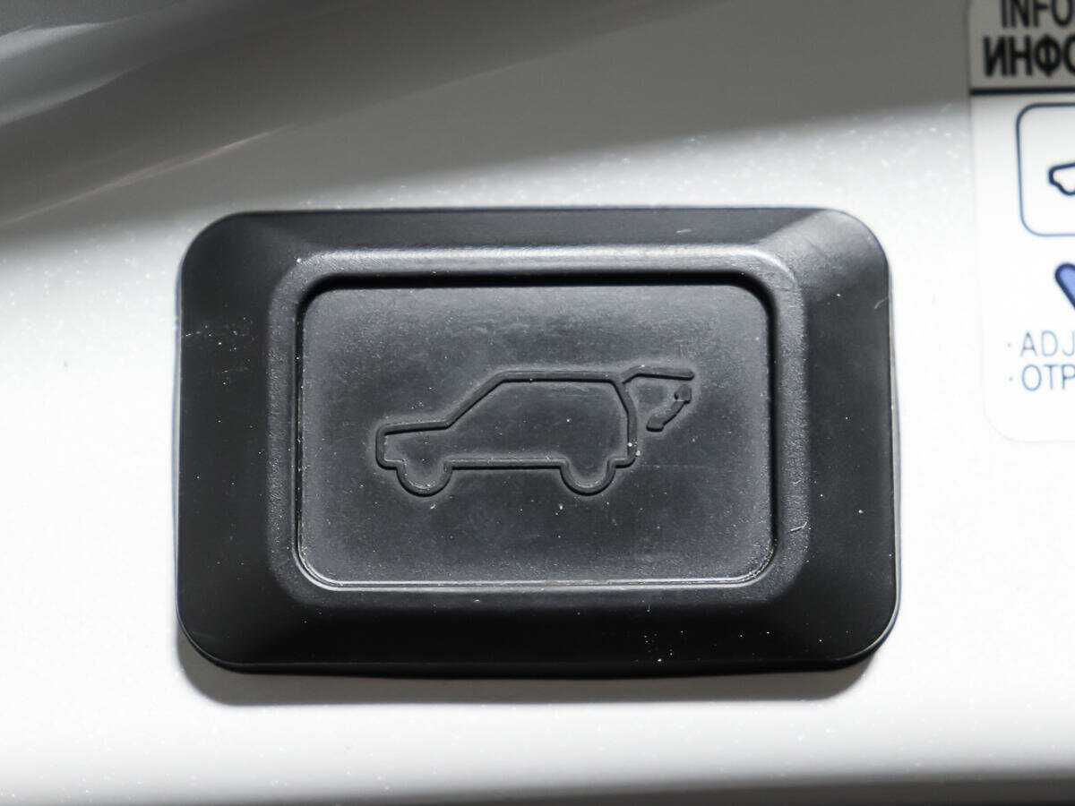 Тойота Рав4 б/у, 2018, Автоматическая. Фото: #18