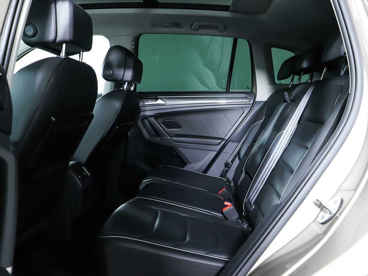 Volkswagen Tiguan б/у, 2017, Роботизированная. Фото: #11