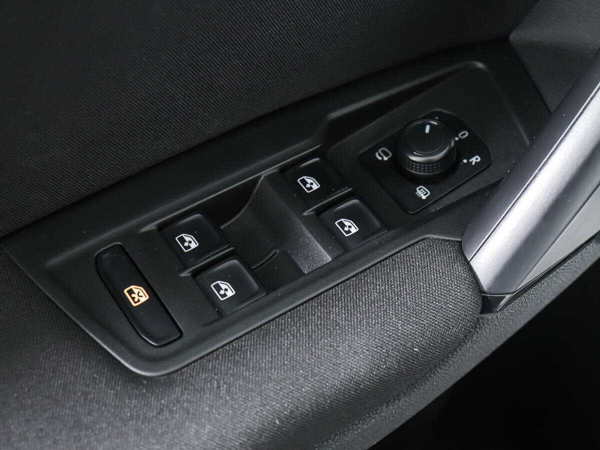 Volkswagen Tiguan б/у, 2017, Роботизированная. Фото: #15