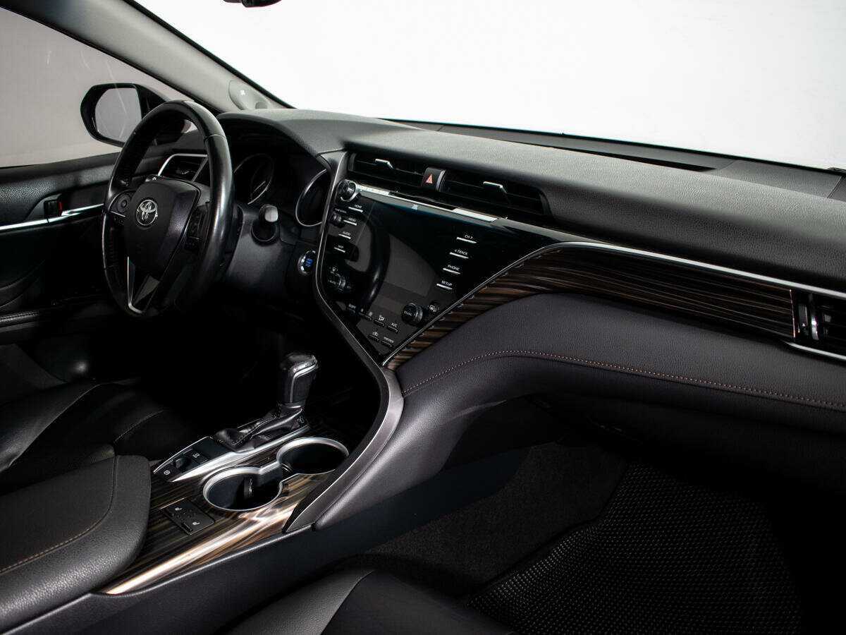 Тойота Камри б/у, 2019, Автоматическая. Фото: #5