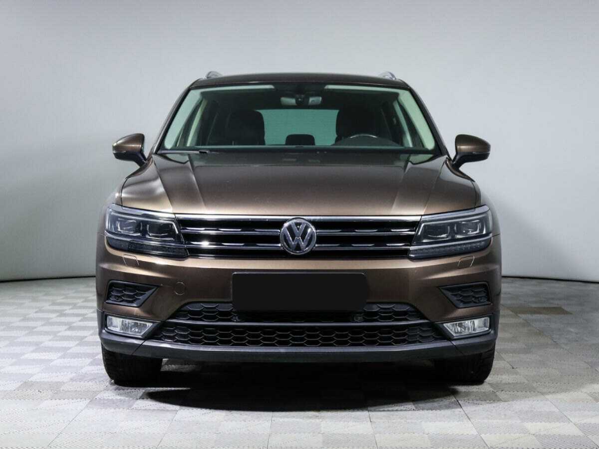 Volkswagen Tiguan б/у, 2017, Роботизированная. Фото: #1