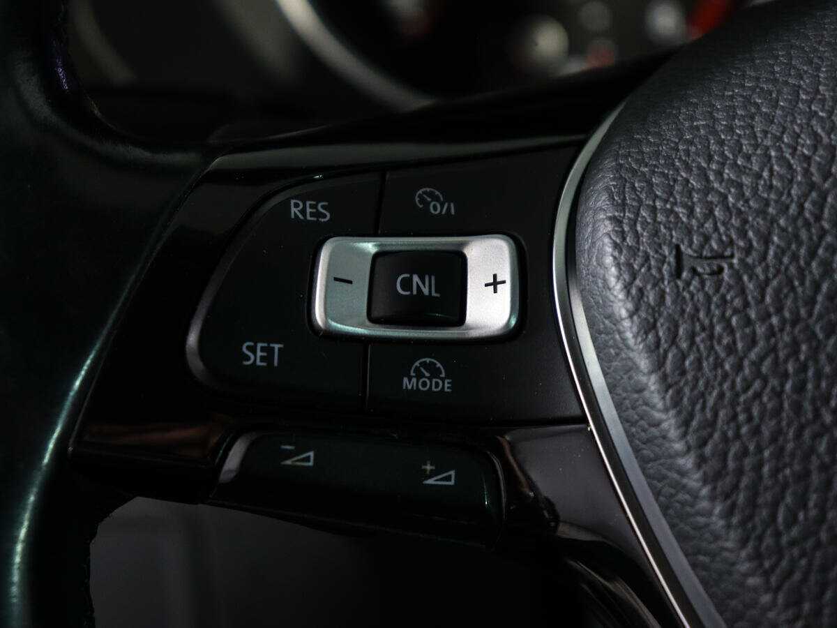 Volkswagen Tiguan б/у, 2017, Роботизированная. Фото: #21