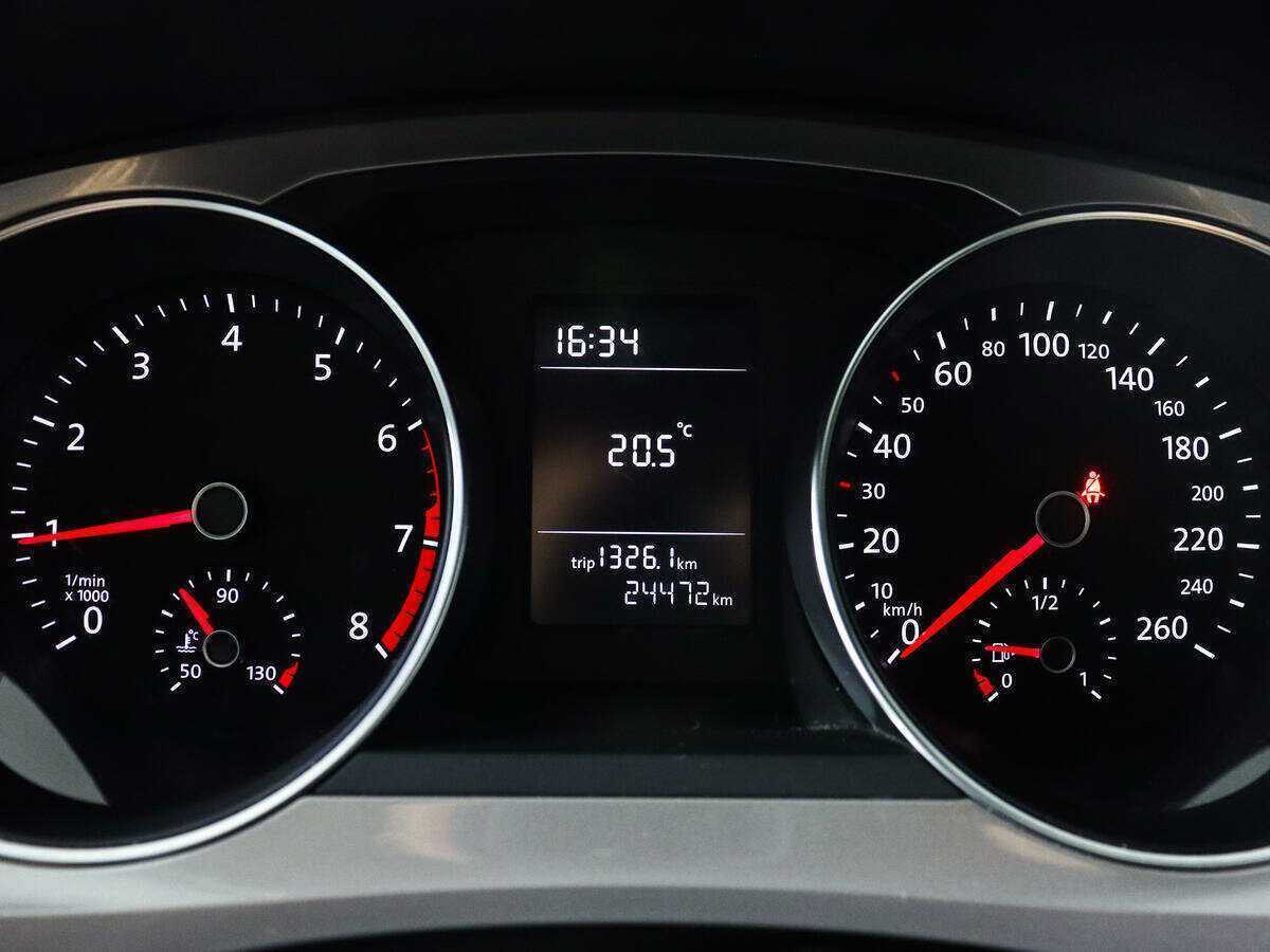 Volkswagen Jetta б/у, 2017, Механическая. Фото: #8