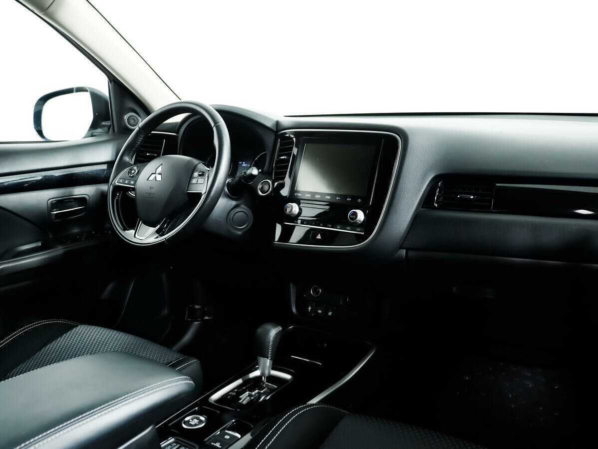 Митсубиши Оутлэндер б/у, 2020, Вариатор. Фото: #6