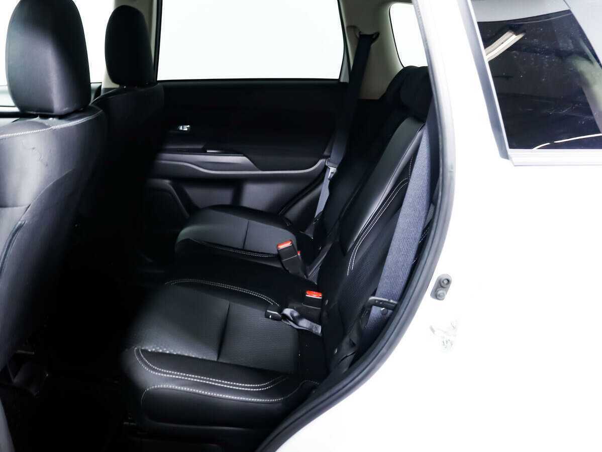 Митсубиши Оутлэндер б/у, 2020, Вариатор. Фото: #9