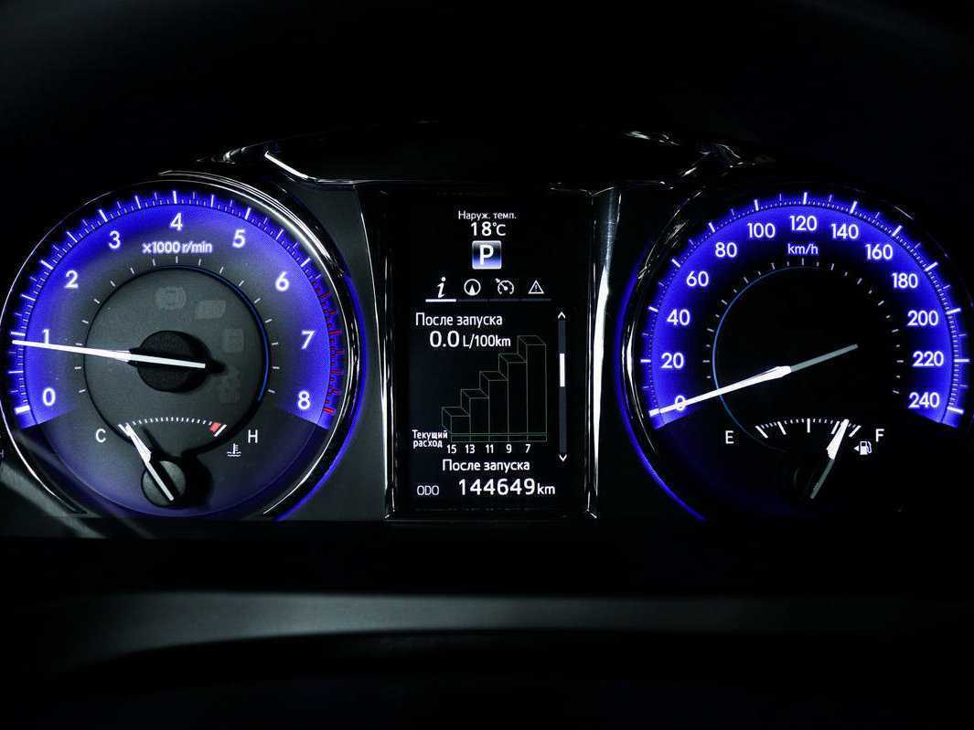 Тойота Камри б/у, 2015, Автоматическая. Фото: #9