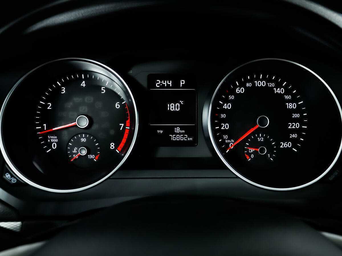 Volkswagen Jetta б/у, 2016, Роботизированная. Фото: #7