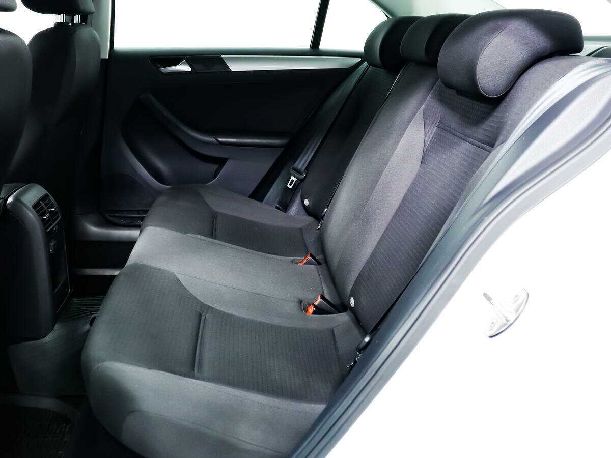 Volkswagen Jetta б/у, 2016, Роботизированная. Фото: #9