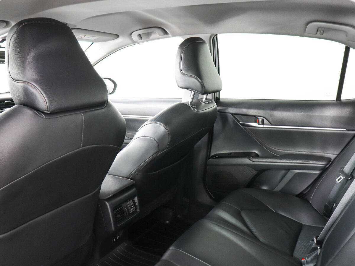 Тойота Камри б/у, 2018, Автоматическая. Фото: #11