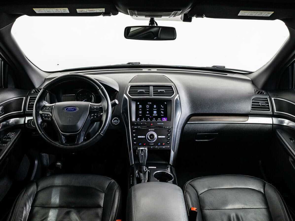 Ford Explorer б/у, 2018, Автоматическая. Фото: #10