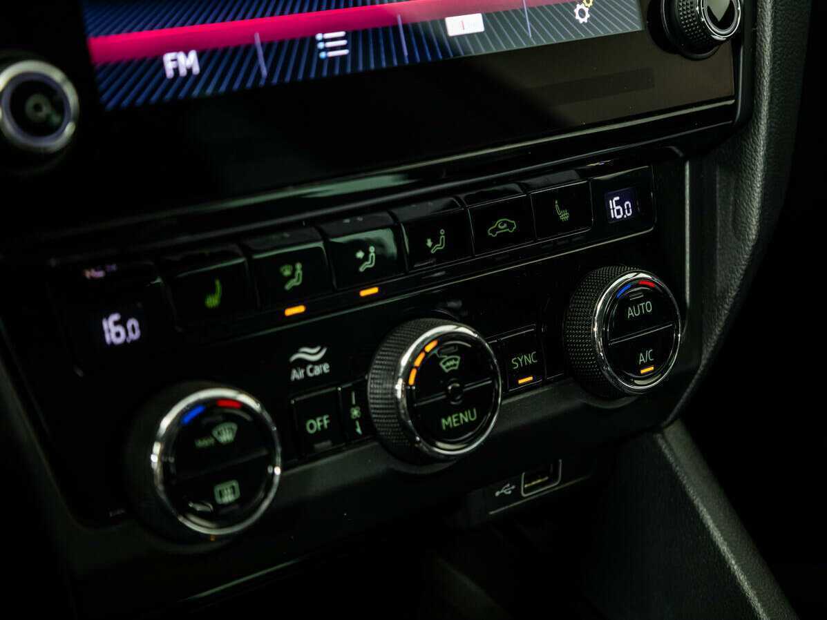 Шкода Октавия б/у, 2019, Роботизированная. Фото: #17