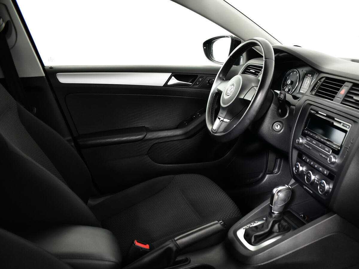 Volkswagen Jetta б/у, 2013, Роботизированная. Фото: #8