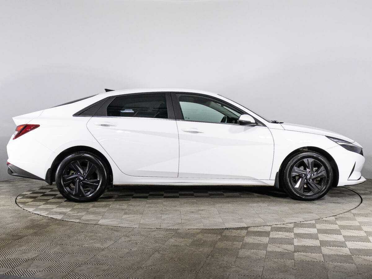 Hyundai Elantra б/у, 2021, Автоматическая. Фото: #3