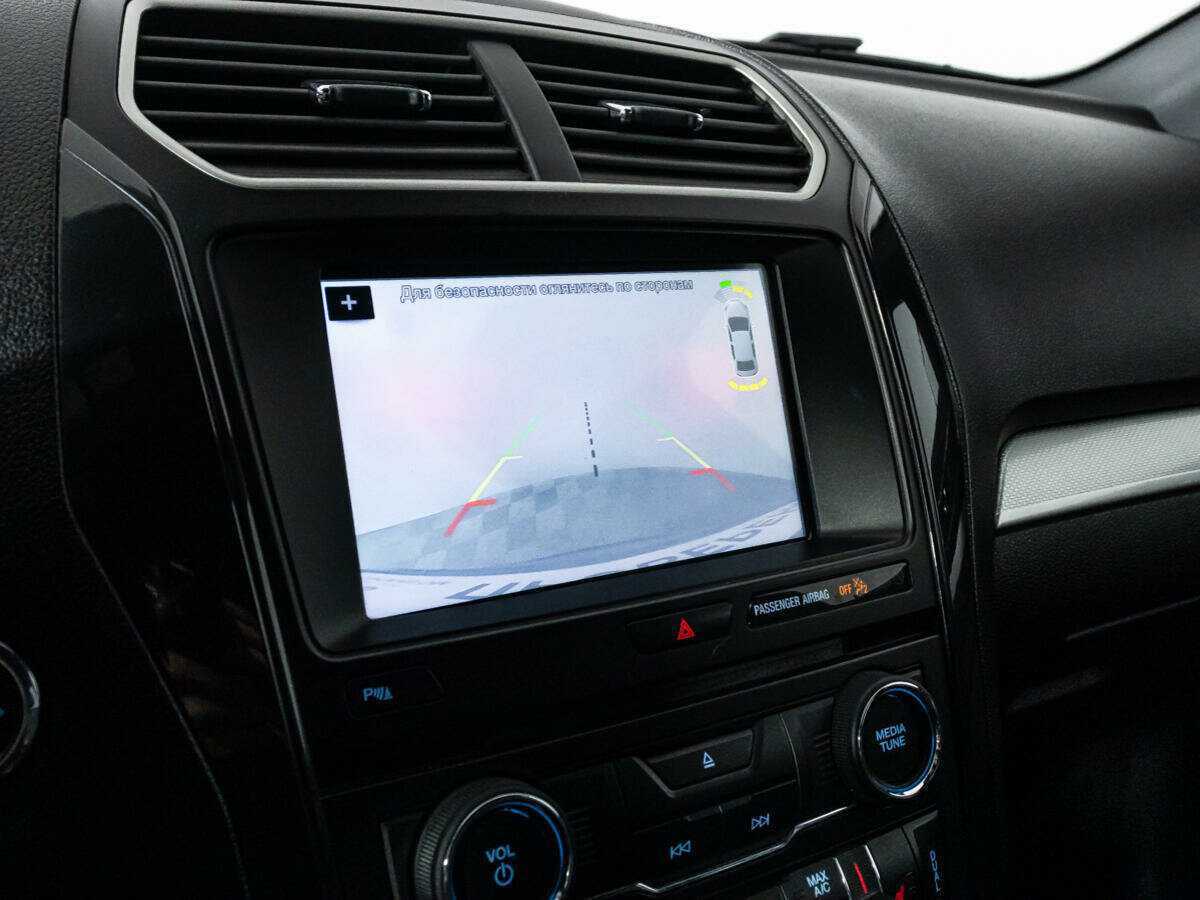 Ford Explorer б/у, 2017, Автоматическая. Фото: #15