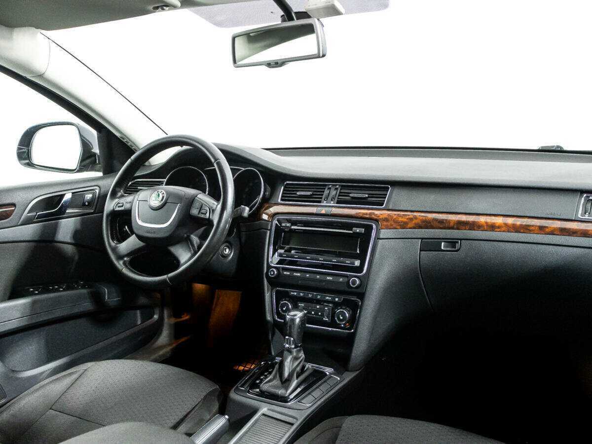Skoda Superb б/у, 2012, Автоматическая. Фото: #8