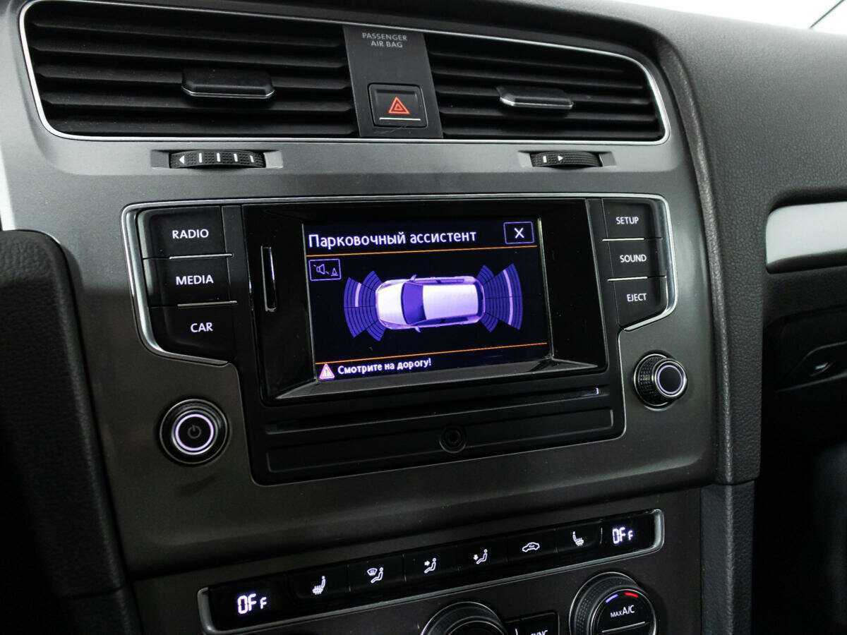 Volkswagen Golf б/у, 2013, Механическая. Фото: #14