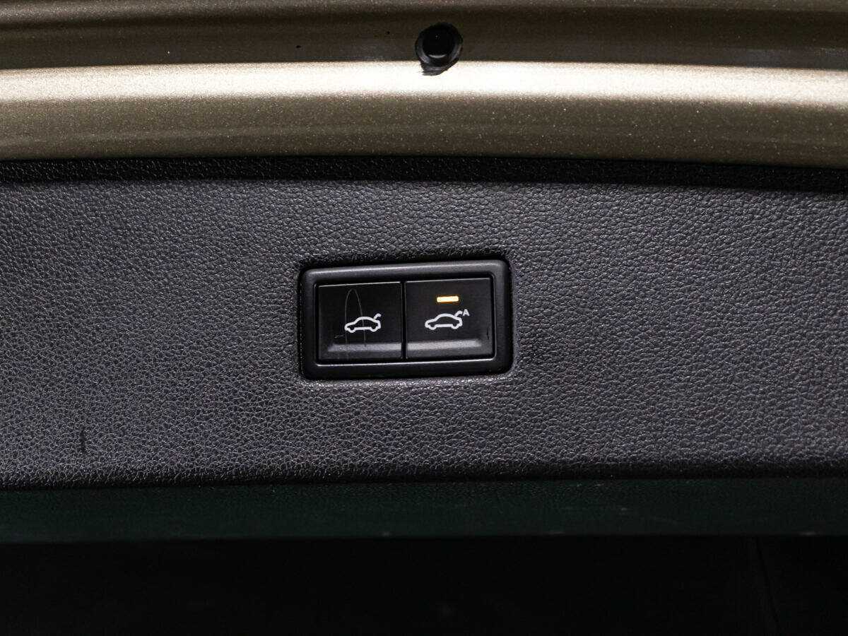 Volkswagen Tiguan б/у, 2017, Роботизированная. Фото: #14