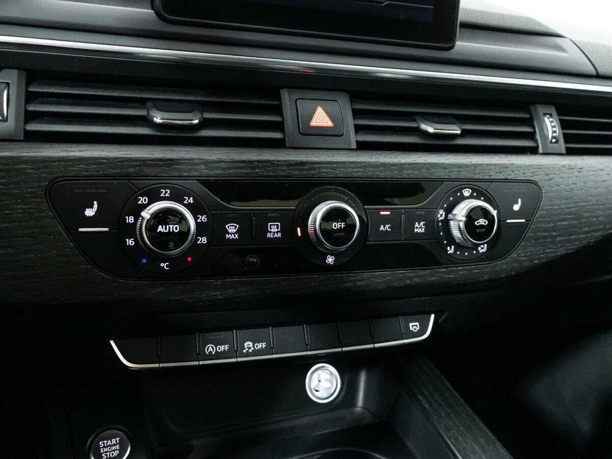 Ауди А4 б/у, 2017, Роботизированная. Фото: #15