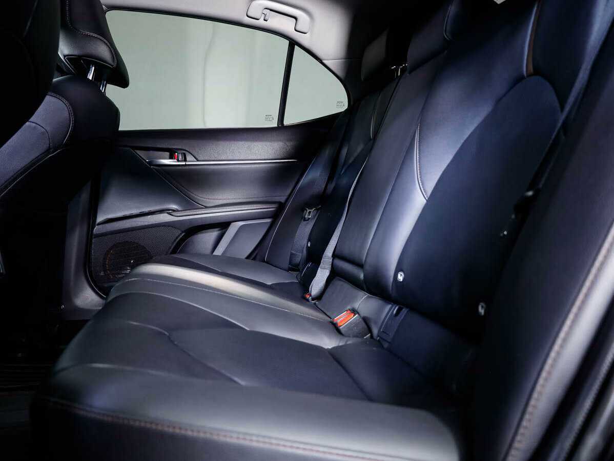 Тойота Камри б/у, 2020, Автоматическая. Фото: #11