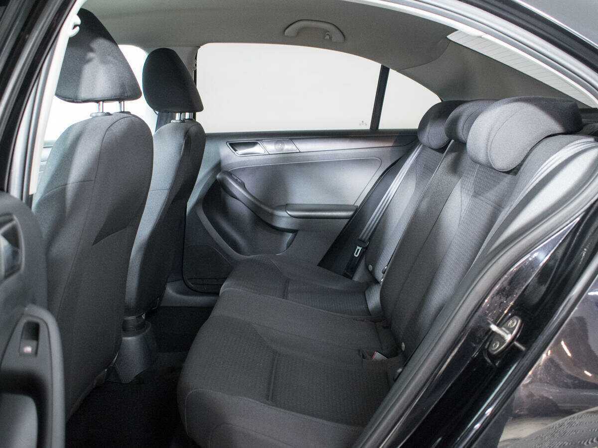 Volkswagen Jetta б/у, 2015, Механическая. Фото: #9