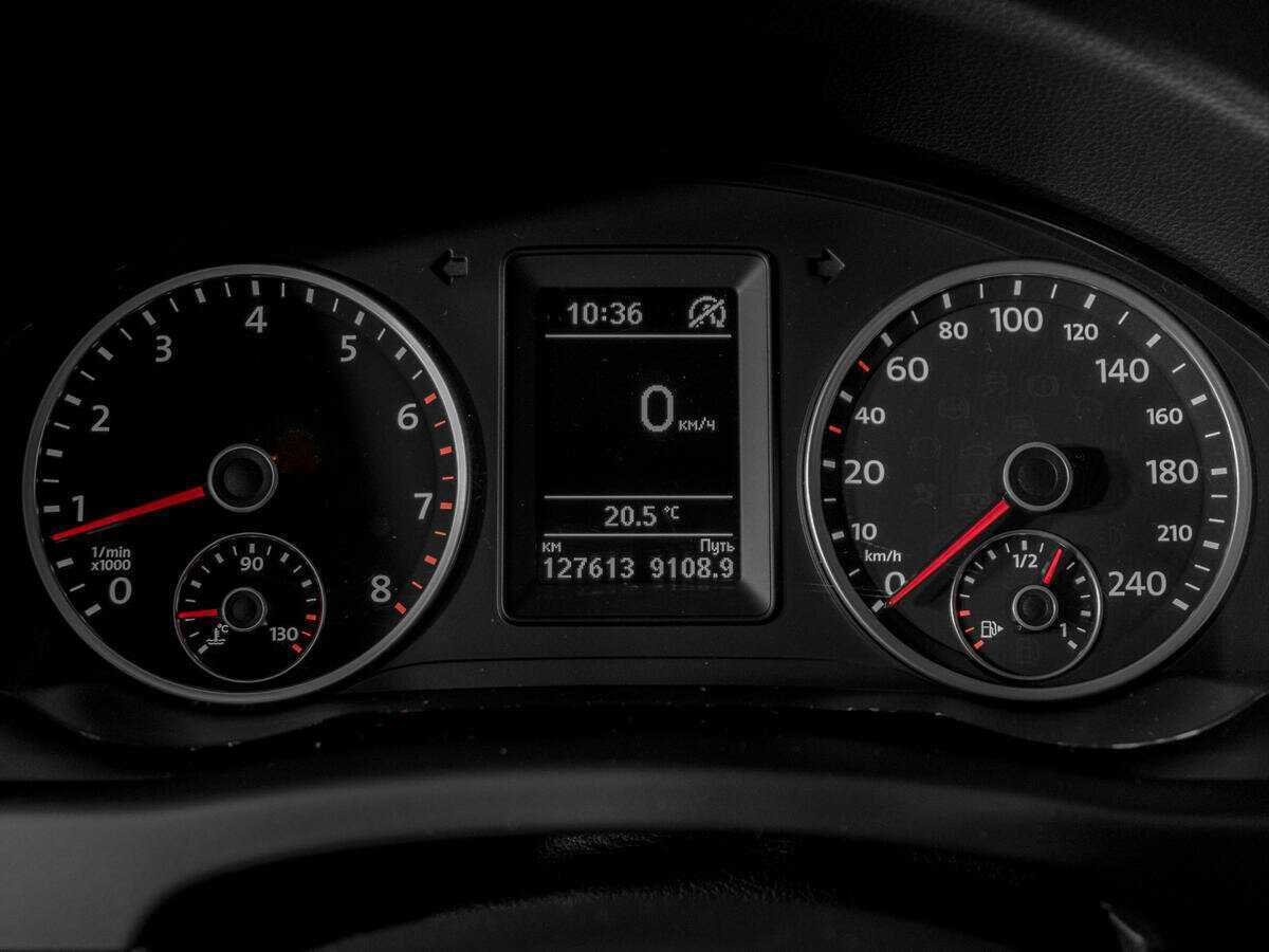 Volkswagen Tiguan б/у, 2014, Роботизированная. Фото: #7