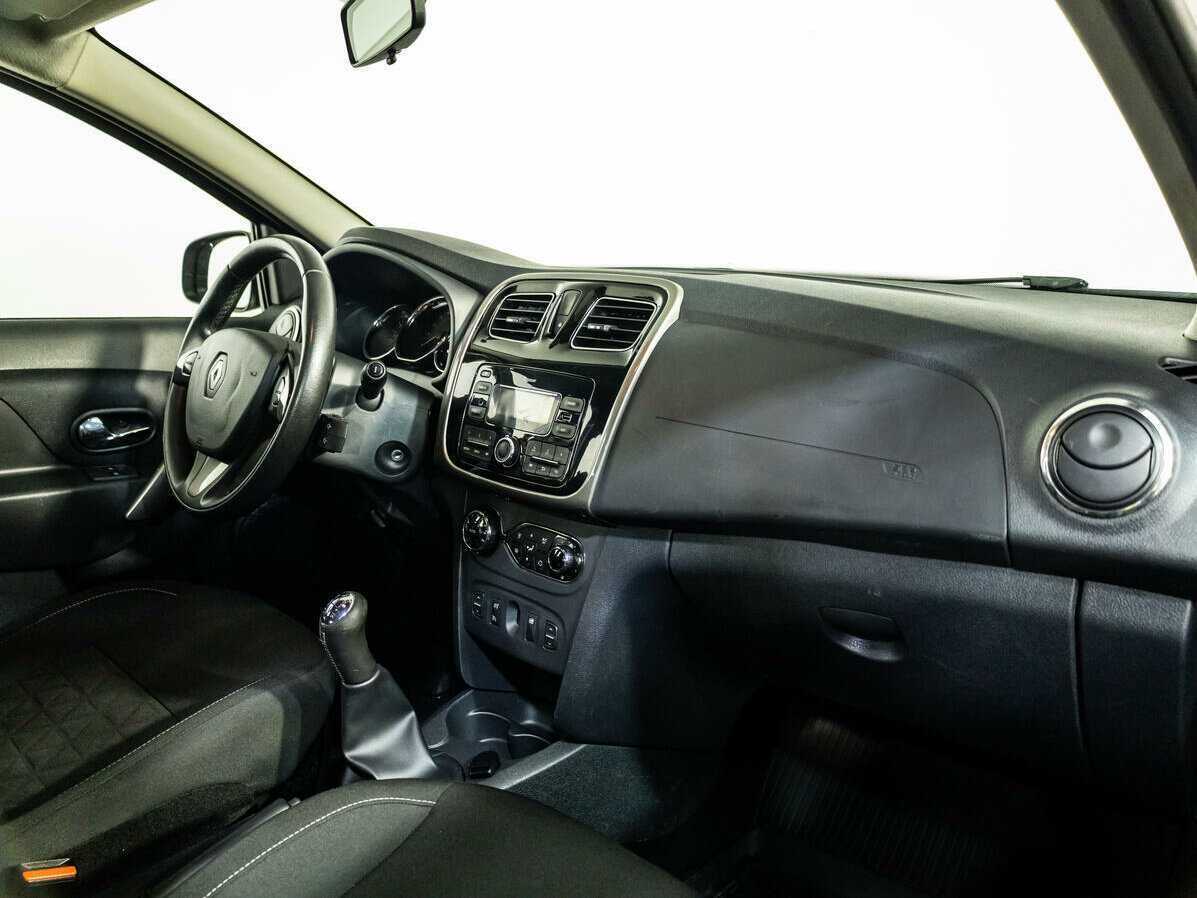 Рено Сандеро б/у, 2017, Механическая. Фото: #7