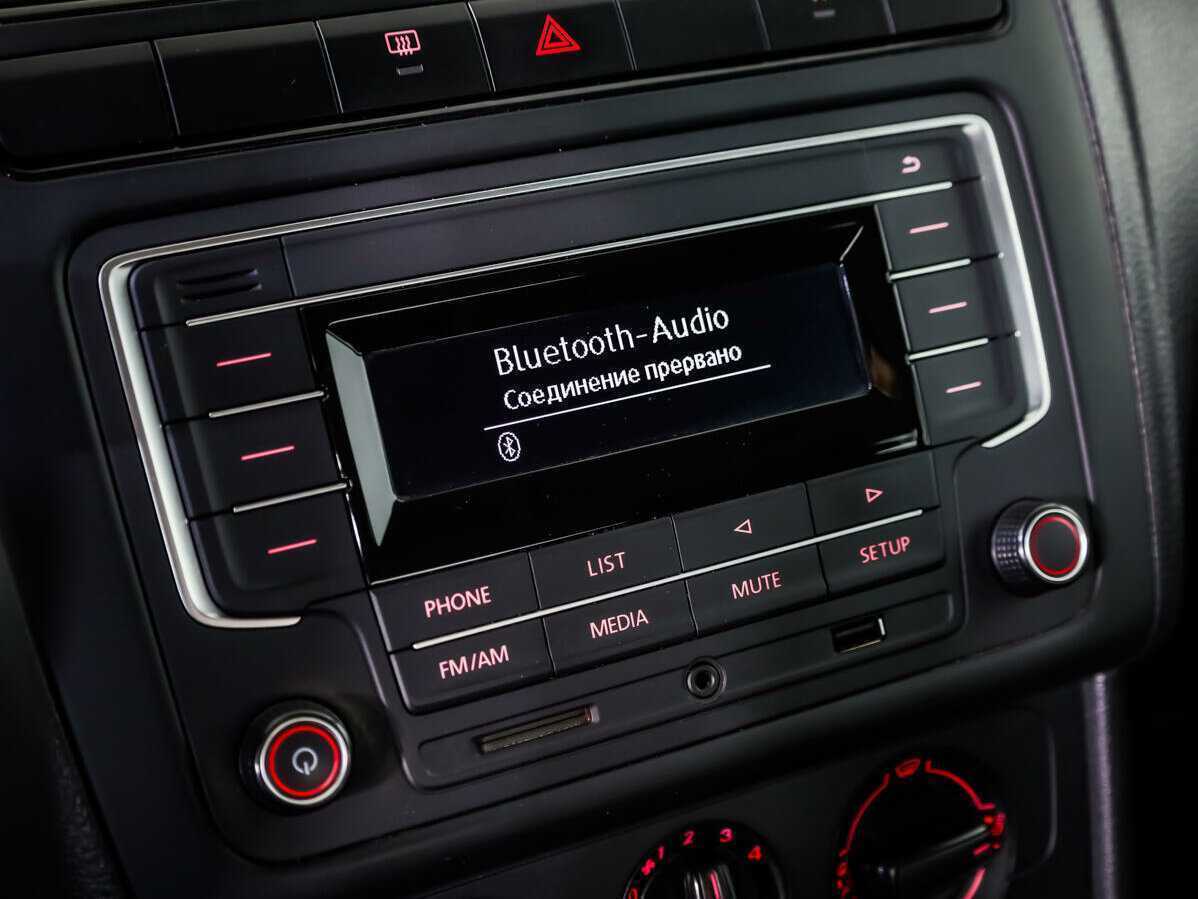 Фольксваген Поло б/у, 2016, Механическая. Фото: #11