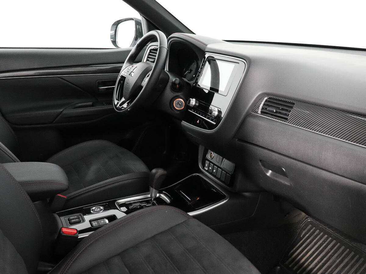 Митсубиши Оутлэндер б/у, 2021, Вариатор. Фото: #8