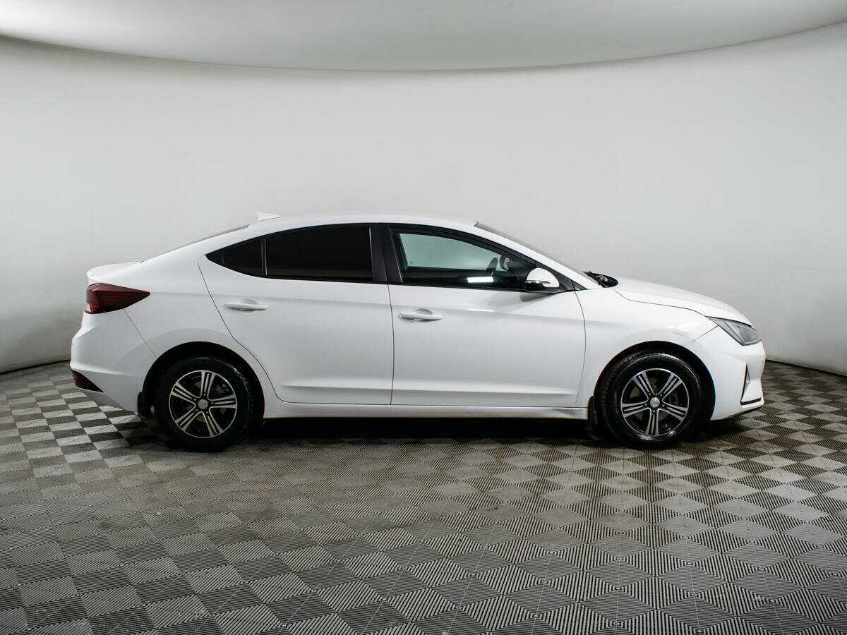 Hyundai Elantra б/у, 2019, Автоматическая. Фото: #3