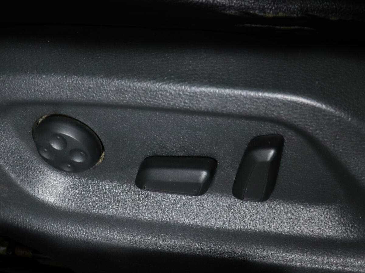 Volkswagen Tiguan б/у, 2012, Автоматическая. Фото: #13