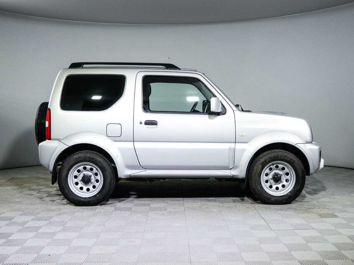 Suzuki Jimny б/у, 2018, Механическая. Фото: #3