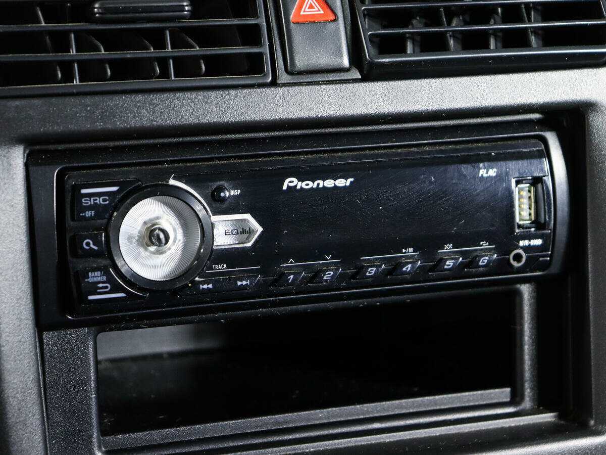 Suzuki Jimny б/у, 2018, Механическая. Фото: #16