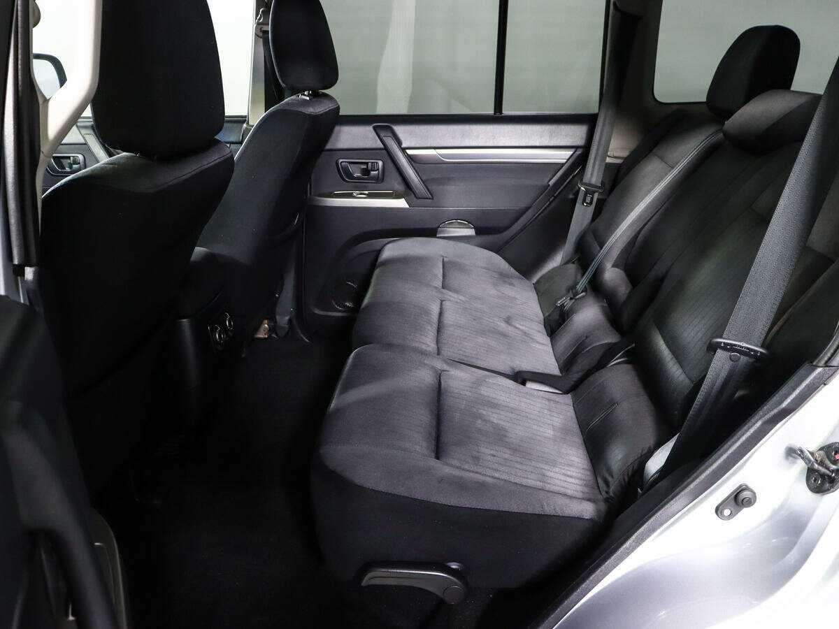 Митсубиши Паджеро б/у, 2012, Автоматическая. Фото: #6