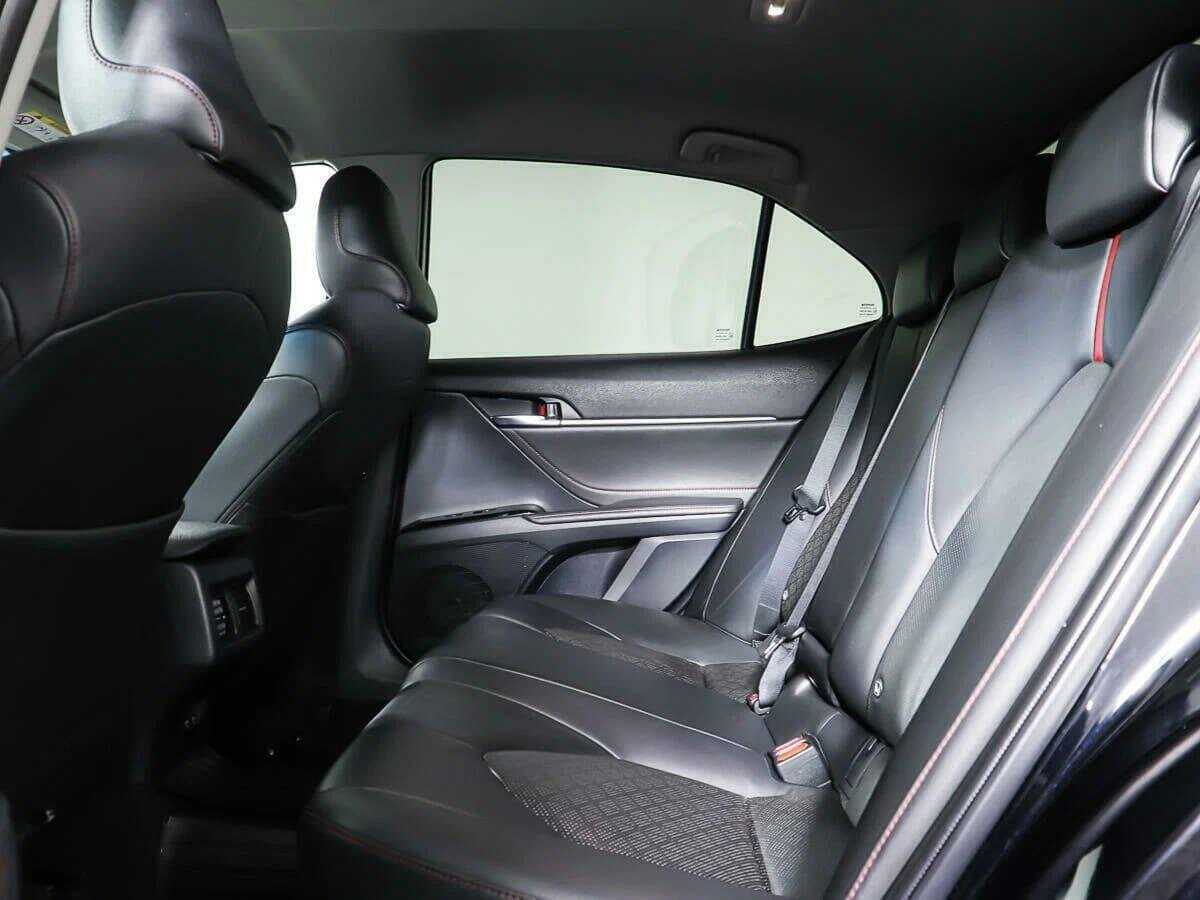 Toyota Camry б/у, 2020, Автоматическая. Фото: #12