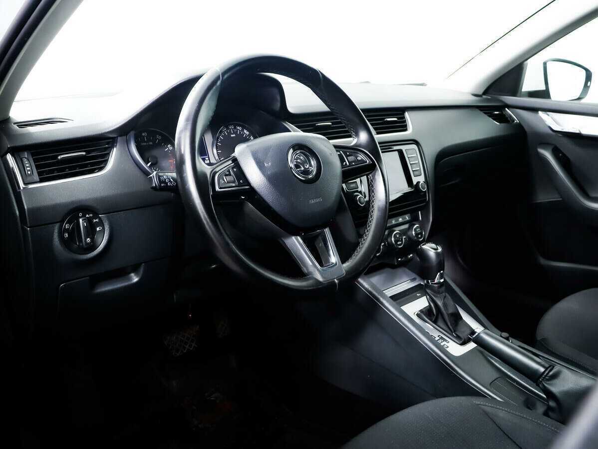 Шкода Октавия б/у, 2016, Роботизированная. Фото: #12