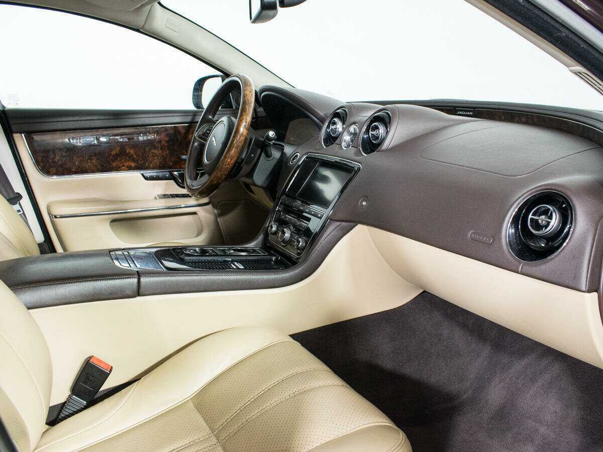 Jaguar XJ б/у, 2014, Автоматическая. Фото: #8