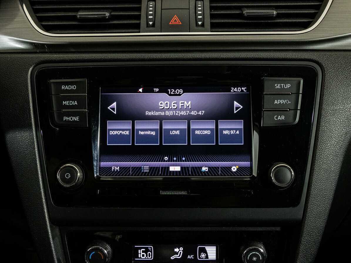 Шкода Рапид б/у, 2019, Роботизированная. Фото: #9