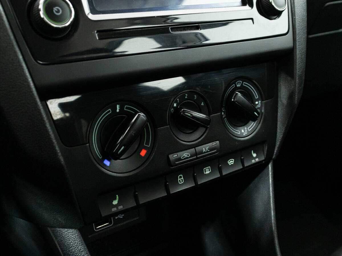 Шкода Рапид б/у, 2018, Механическая. Фото: #15