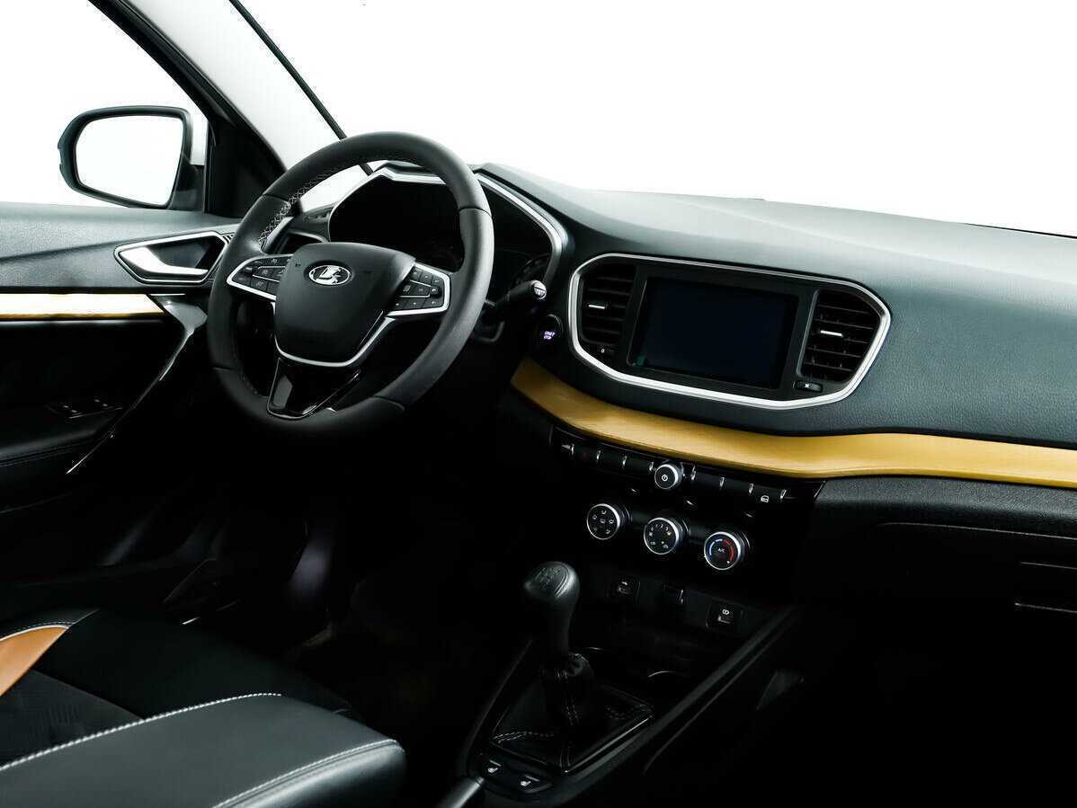 Лада (ВАЗ) Веста б/у, 2023, Механическая. Фото: #8