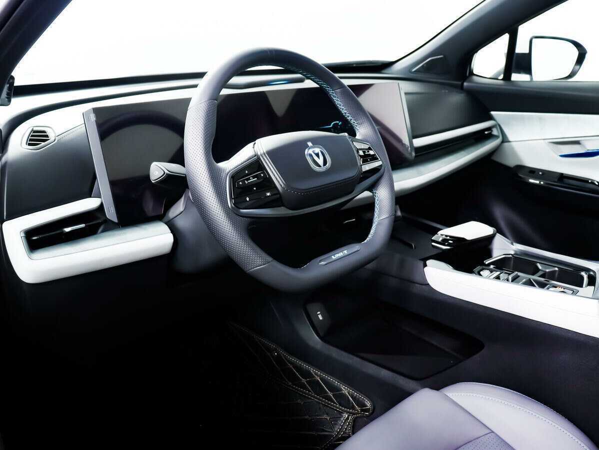 Changan UNI-T б/у, 2023, Роботизированная. Фото: #10