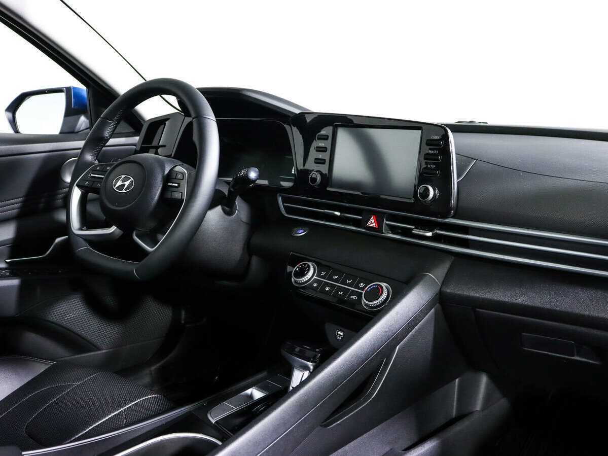 Hyundai Elantra б/у, 2022, Вариатор. Фото: #6
