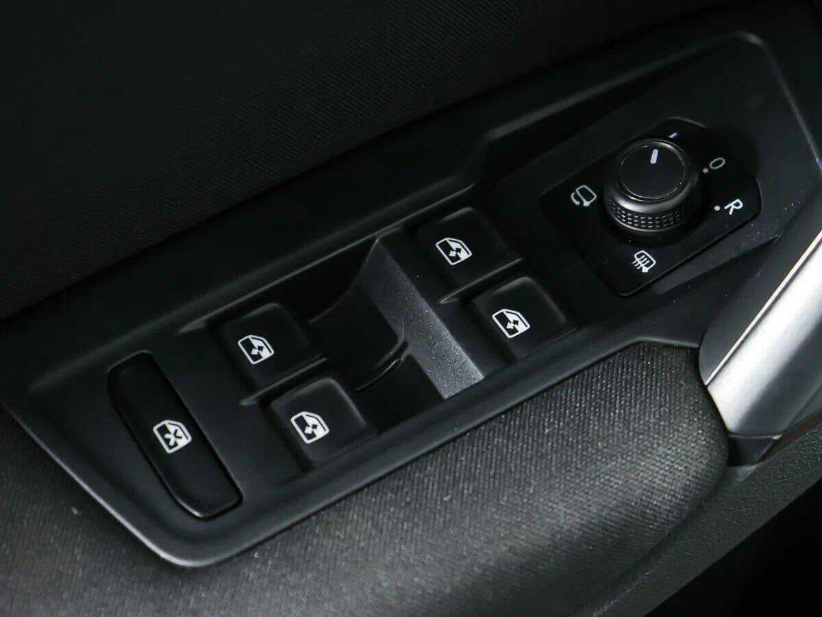 Volkswagen Tiguan б/у, 2018, Роботизированная. Фото: #19