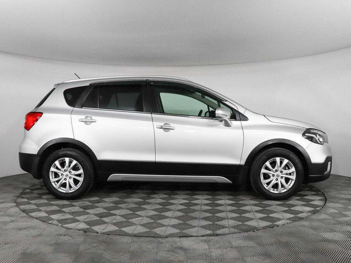 Сузуки С-Икс4 б/у, 2021, Автоматическая. Фото: #1