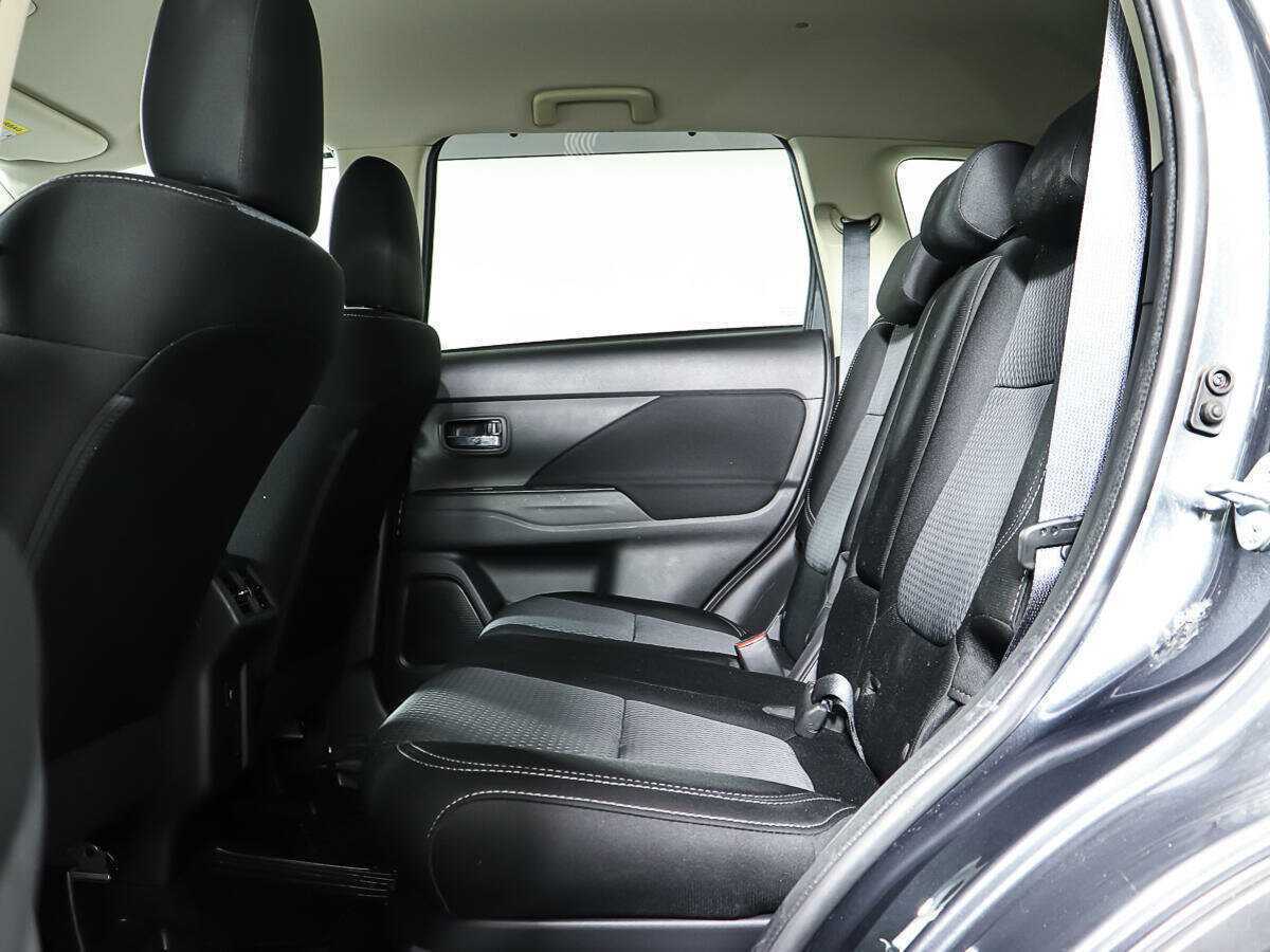 Митсубиши Оутлэндер б/у, 2020, Вариатор. Фото: #9